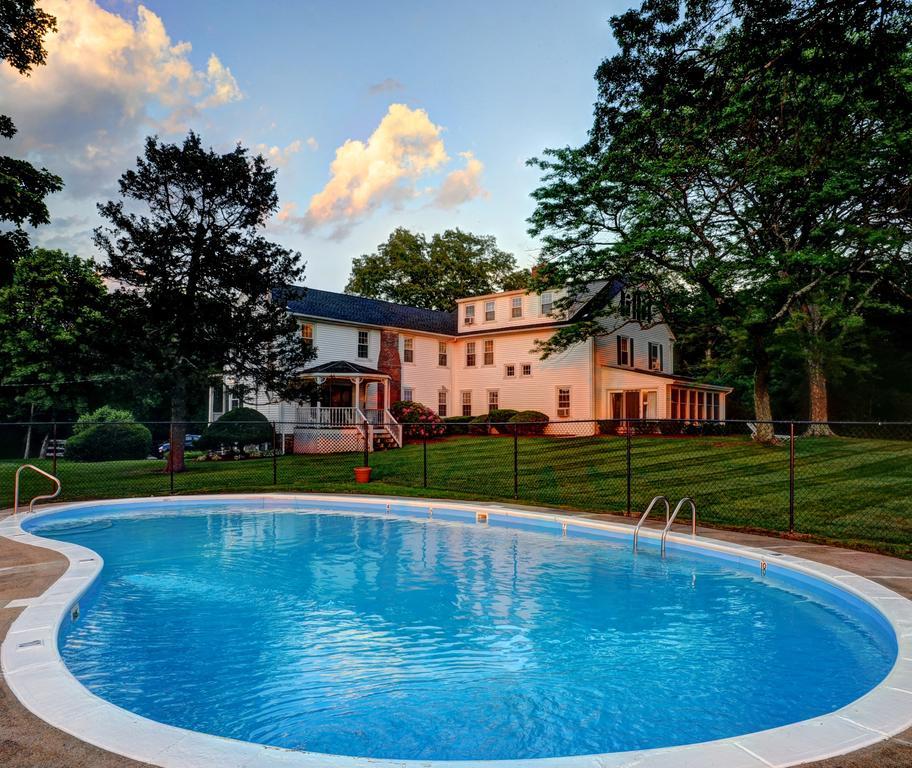 Historic Jacob Hill Inn 시콩크 외부 사진